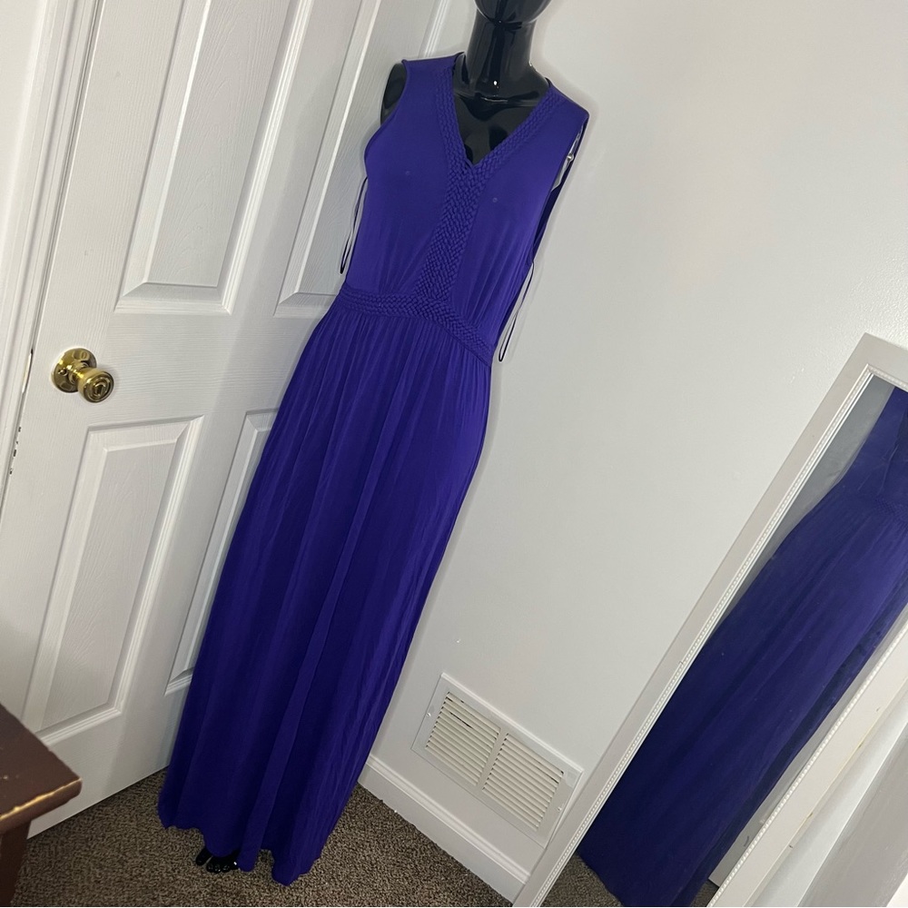 Violet Sleeveless Maxi Dress